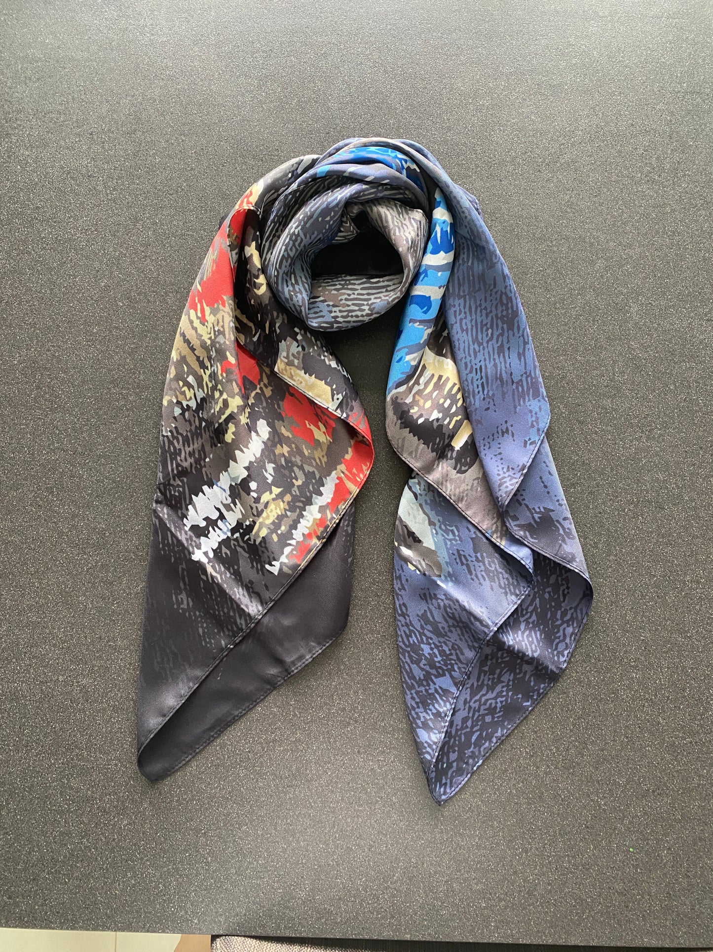 Scarf: SG Skyline